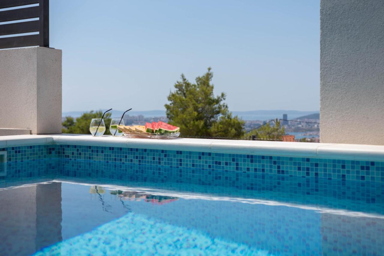 Villa Dorso With Heated Pool Klis Exterior foto